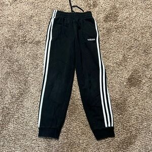Boys Adidas sweatpants size medium 10–12